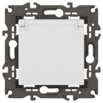 Розетка ЭРА Elegance 14-2103-01М 2P+E Schuko со шторками с крышкой, 16А-250В, белый матовый