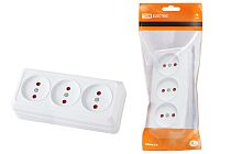 Розетка 3-х местная горизонтальная 2П открытой установки IP20 10A с з/ш белая "Ладога"  TDM