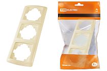 Рамка 3-х постовая вертикальная сл. кость "Онега"  TDM