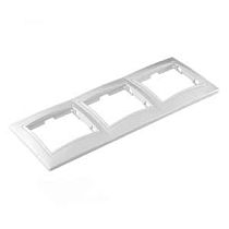 Рамка трехместная горизонтальная Севиль белая UNIVERSAL