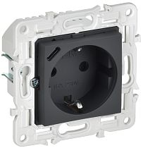 SKANDY Розетка с заземлением с защитными шторками 16А с USB C 18Вт SK-R17G графит IEK