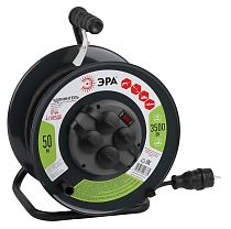 Удлинитель силовой ЭРА с заземлением и выключателем IP44 на металлической катушке 4 розетки 50м КГ 3