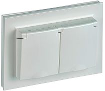 BRITE Розетка 2-местная с заземлением с защитными шторками и крышкой 16А в сборе IP44 РСбш12-3-44-БрЖ жемчуг  IEK