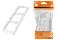 Рамка 3-ая вертикальная белая "Валдай"  TDM