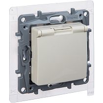 ETIKA Розетка 1-местная с заземлением с защитными шторками и крышкой 16А IP44 слоновая кость