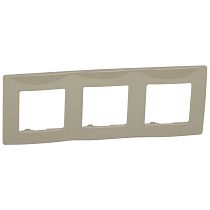 ETIKA Рамка 3-местная светлая галька