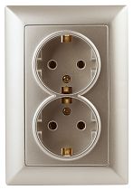 Розетка ЭРА Intro Solo 4-205-04 с заземлением двойная 2X2P+E Schuko, 16А-250В, IP20, скрытой установки, шампань