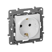 Розетка Legrand Etika 672221 белый одноместная с заземлением винтовые клеммы Legrand Розетка Legrand Etika 672221 белый одноместная с заземлением винтовые клеммы Legrand