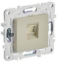 SKANDY Розетка компьютерная RJ45 кат.6 SK-K02B бежевый IEK SKANDY Розетка компьютерная RJ45 кат.6 SK-K02B бежевый IEK