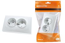 Розетка двойная 2П+З 16А 250В с защ. шт. белая "Лама"  TDM