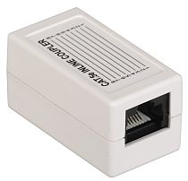 ITK Проходной адаптер кат.5E UTP, тип RJ45-RJ45, белый IEK