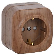 Розетка одноместная для открытой установки РСш20-3-ХД с заземлением и защитной шторкой 16А GLORY дуб  IEK Розетка одноместная для открытой установки РСш20-3-ХД с заземлением и защитной шторкой 16А GLORY дуб  IEK