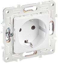 SKANDY Розетка с заземлением без защитных шторок 16А SK-R05W арктический белый  IEK