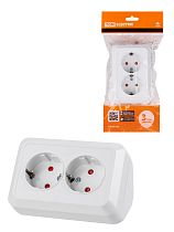 Розетка угловая двойная 2П+З открытой установки с з/ш IP20 250В 16А белая "Ладога"  TDM