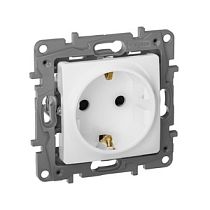 Розетка Legrand Etika 672222 белый одноместная с заземлением со шторками винтовые клеммы Legrand
