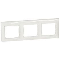 VALENA Рамка 3-местная белый