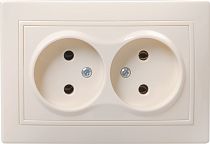 РС12-2-Км Розетка 2местная без заземления и защитными шторками 10А керамика  КВАРТА кремовый  IEK
