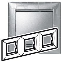 Рамка трехпостовая горизонтальная алюминий модерн VALENA Legrand